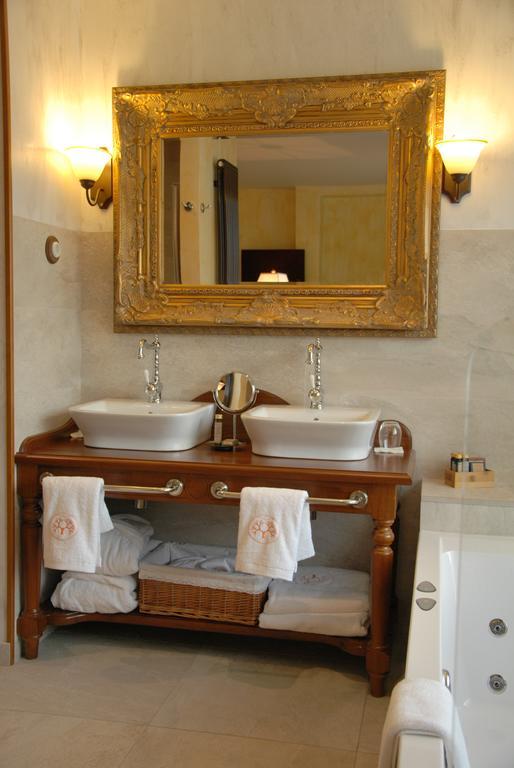 Hotel Selba D'Ansils Benasque Bagian luar foto